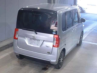 DAIHATSU TANTO 2018