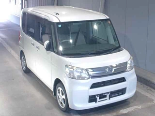 DAIHATSU TANTO 2014