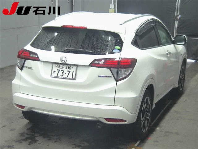 HONDA VEZEL 2015