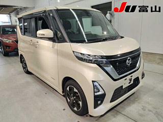 NISSAN ROOX 2022