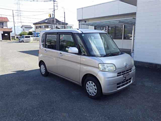 DAIHATSU TANTO 2009