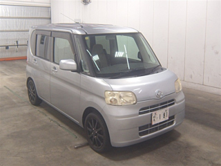 DAIHATSU TANTO 2009