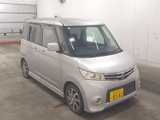 NISSAN ROOX 2011