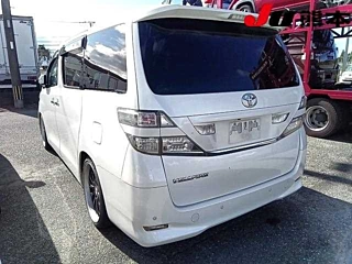 TOYOTA VELLFIRE 2008