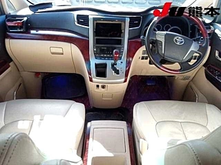 TOYOTA VELLFIRE 2008
