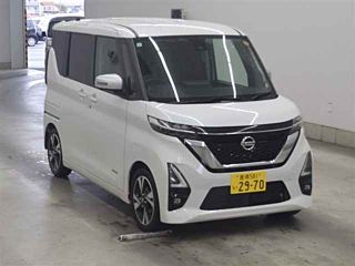 NISSAN ROOX 2021