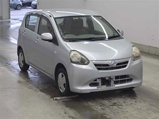 DAIHATSU MIRA E S 2012