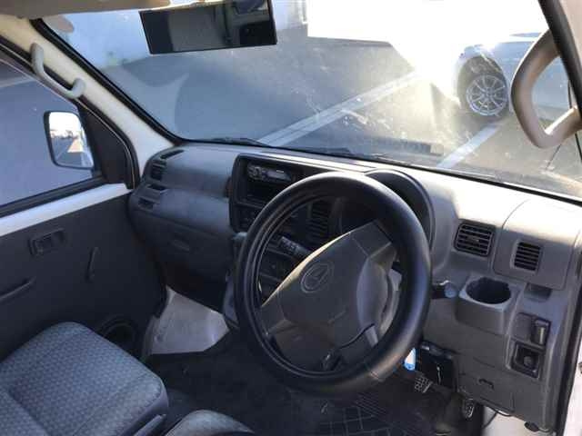 DAIHATSU HIJET VAN 2013