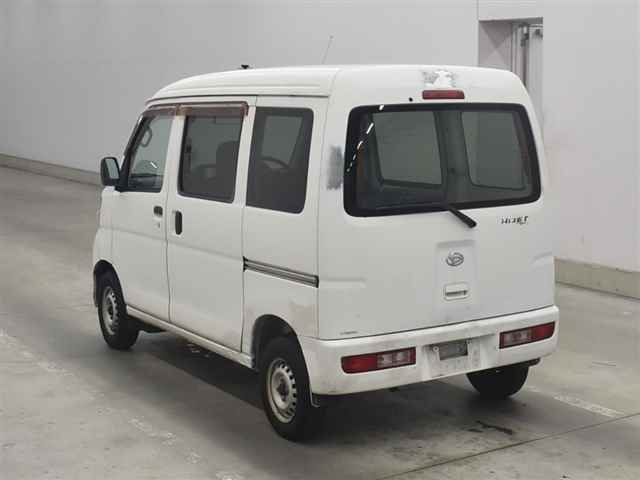 DAIHATSU HIJET VAN 2011