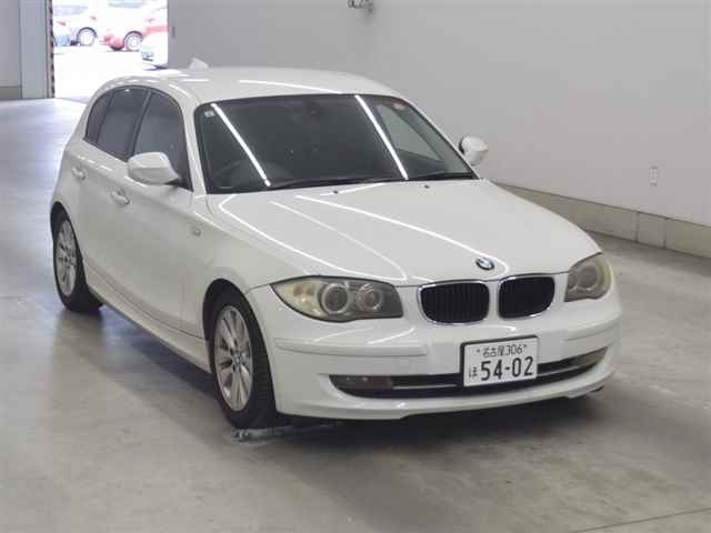 BMW 1 SERIES 2011