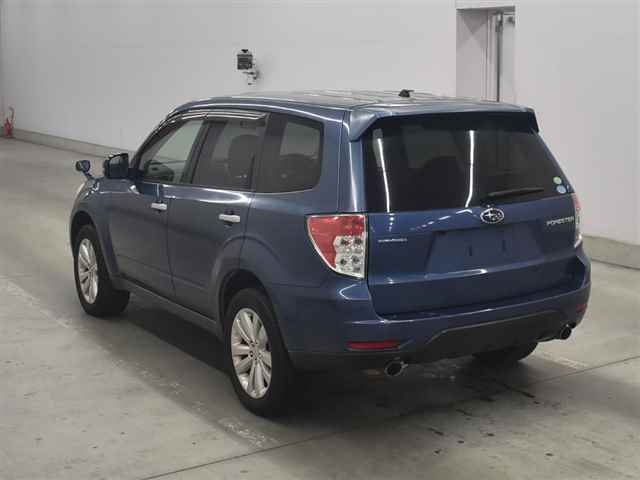 SUBARU FORESTER 2012