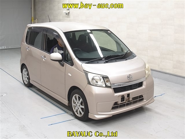 DAIHATSU MOVE 2014