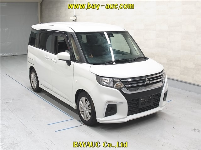 MITSUBISHI DELICA D2 2023