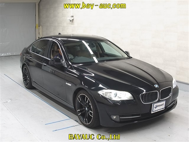 BMW 5 SERIES 2010