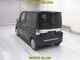 DAIHATSU TANTO 2008