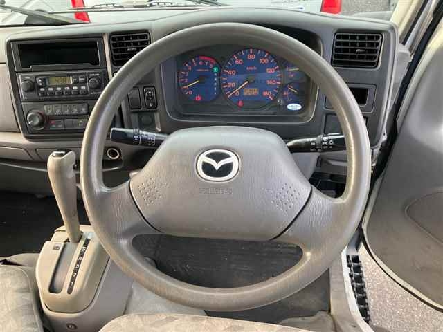 MAZDA TITAN 2010