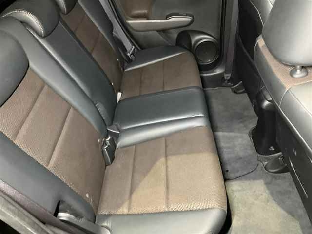 HONDA FIT SHUTTLE 2011