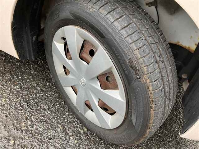 TOYOTA PIXIS EPOCH 2012