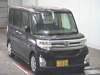 DAIHATSU TANTO 2014
