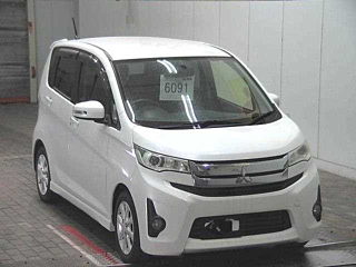 MITSUBISHI EK CUSTOM 2013