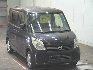 NISSAN ROOX 2010