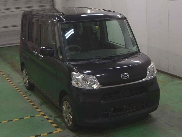 DAIHATSU TANTO 2016