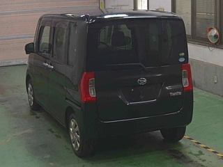 DAIHATSU TANTO 2016