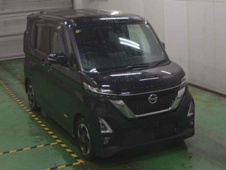 NISSAN ROOX 2020