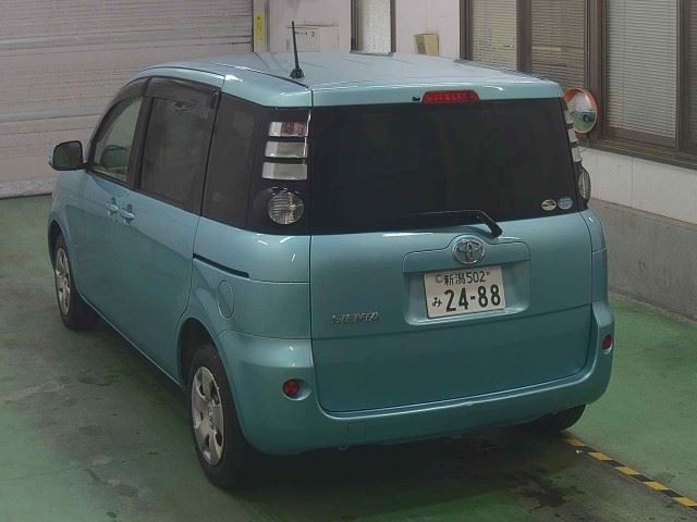 TOYOTA SIENTA 2008