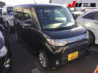 DAIHATSU TANTO 2011
