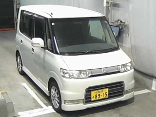DAIHATSU TANTO 2007