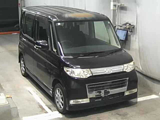 DAIHATSU TANTO 2009