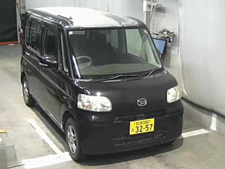 DAIHATSU TANTO 2010