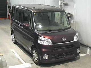 DAIHATSU TANTO 2015