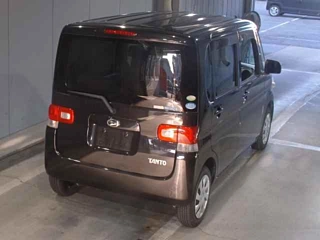 DAIHATSU TANTO 2010