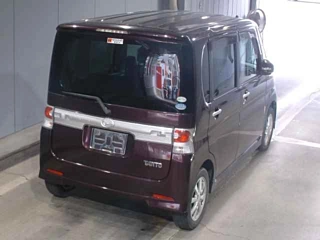 DAIHATSU TANTO 2008