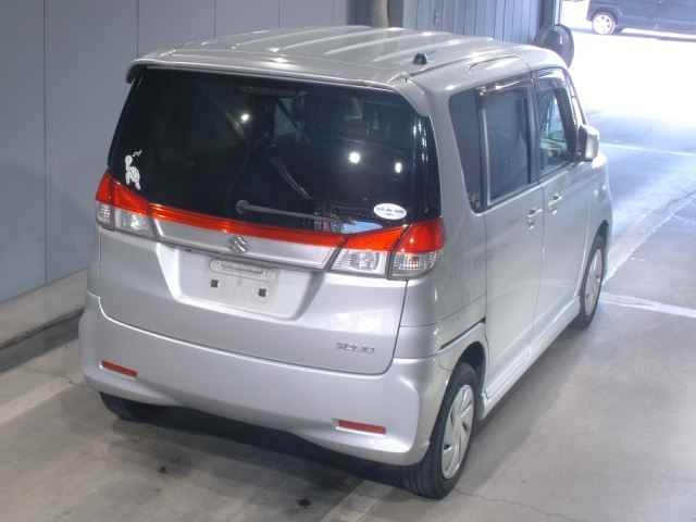 SUZUKI SOLIO 2013