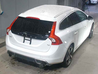 VOLVO V60 2013