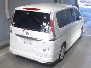 NISSAN SERENA 2011