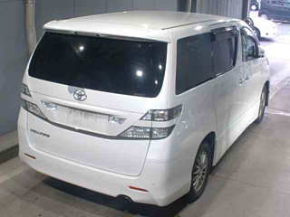 TOYOTA VELLFIRE 2009