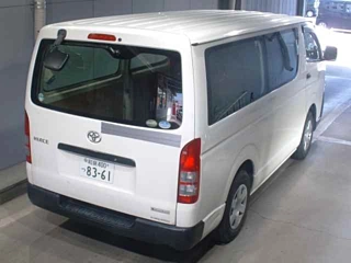 TOYOTA HIACE VAN 2013