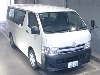 TOYOTA HIACE VAN 2013