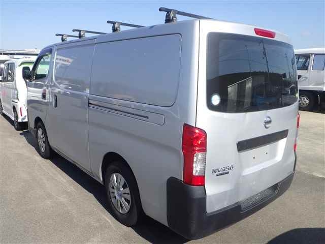 NISSAN CARAVAN VAN 2019