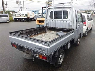 DAIHATSU HIJET TRUCK 2011
