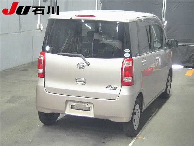 DAIHATSU TANTO EXE 2010