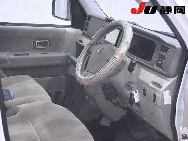 DAIHATSU ATRAI WAGON 2011