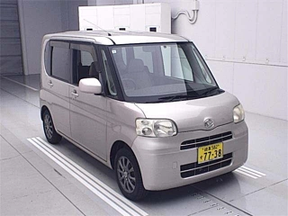 DAIHATSU TANTO 2009