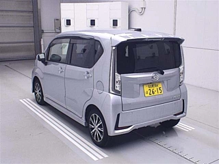 DAIHATSU MOVE 2022