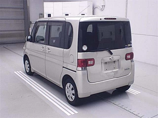DAIHATSU TANTO 2008