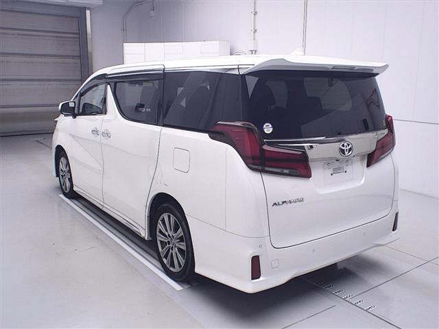 TOYOTA ALPHARD 2021